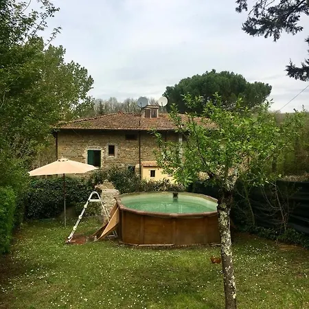 Maison Desiree Bed & Breakfast *